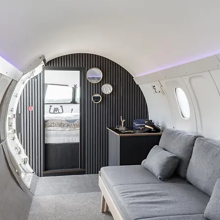 Apartamento Ilmatar Airplane Uurainen